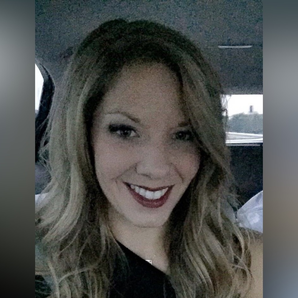 Meet your Posher, Jenn